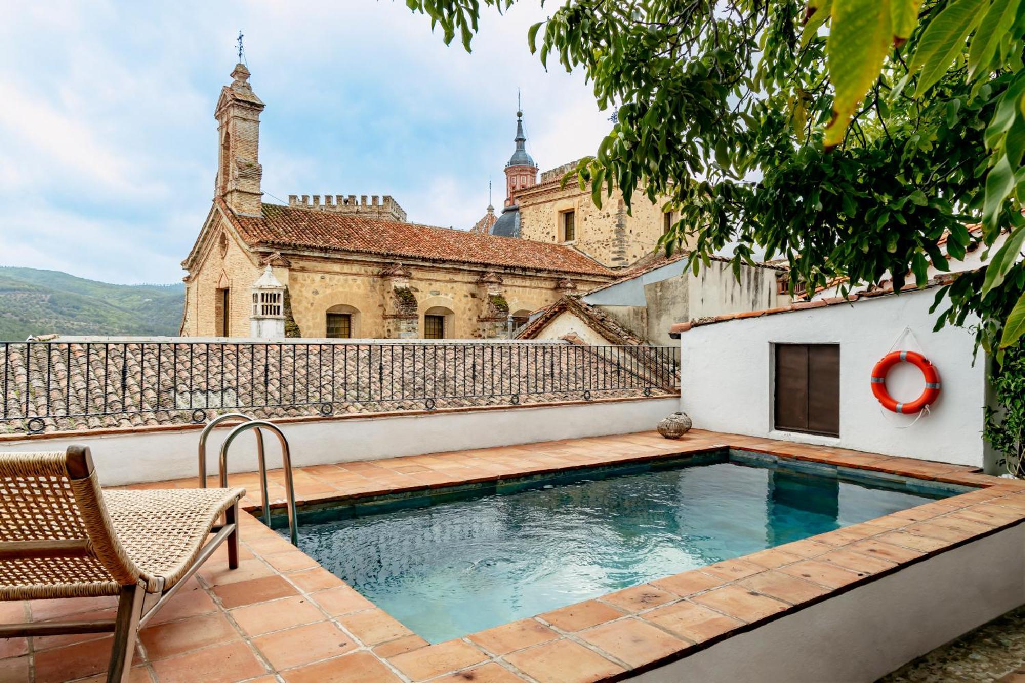 גואדלופה Apartamentos Turisticos El Patio Del Nogal מראה חיצוני תמונה