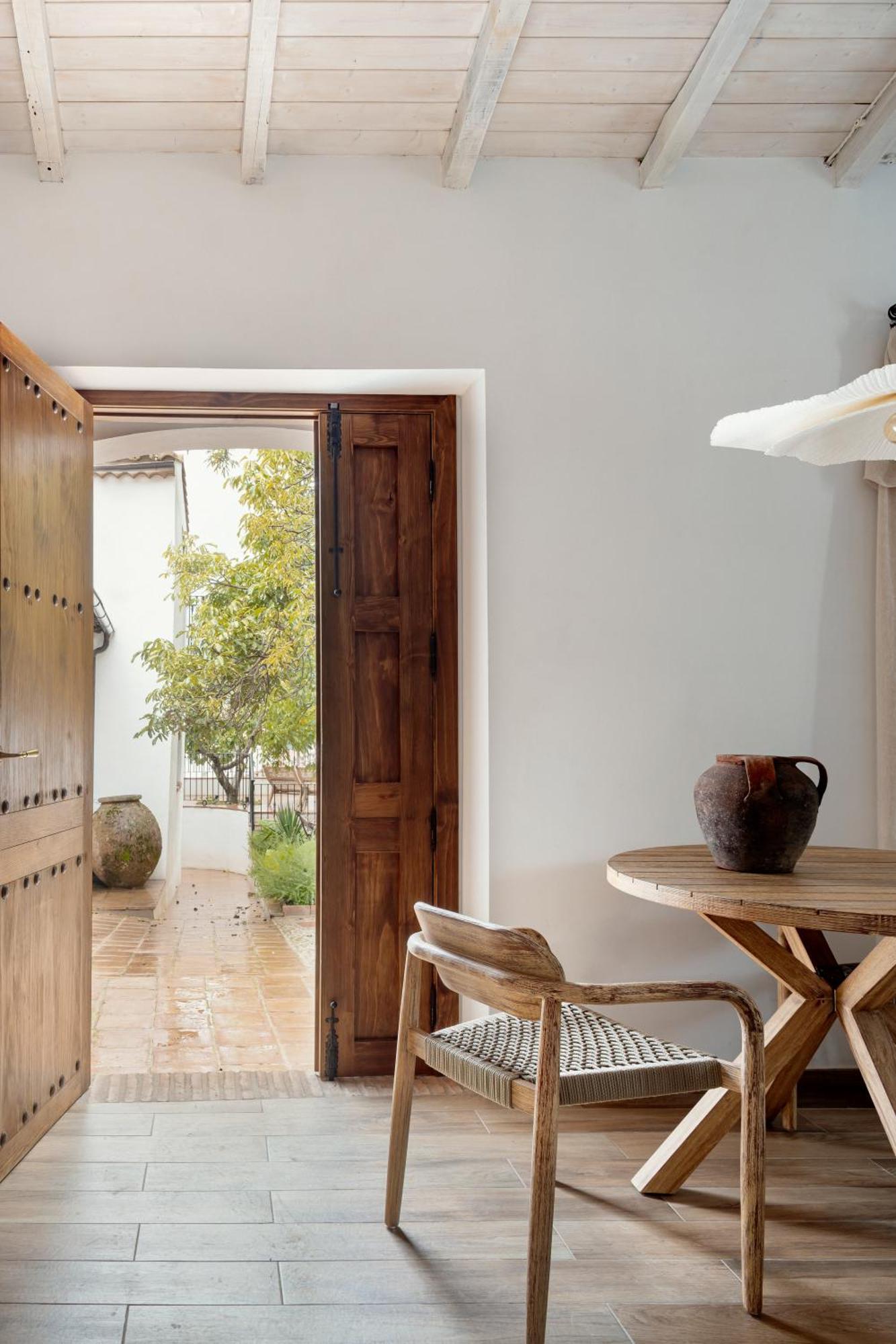 גואדלופה Apartamentos Turisticos El Patio Del Nogal מראה חיצוני תמונה